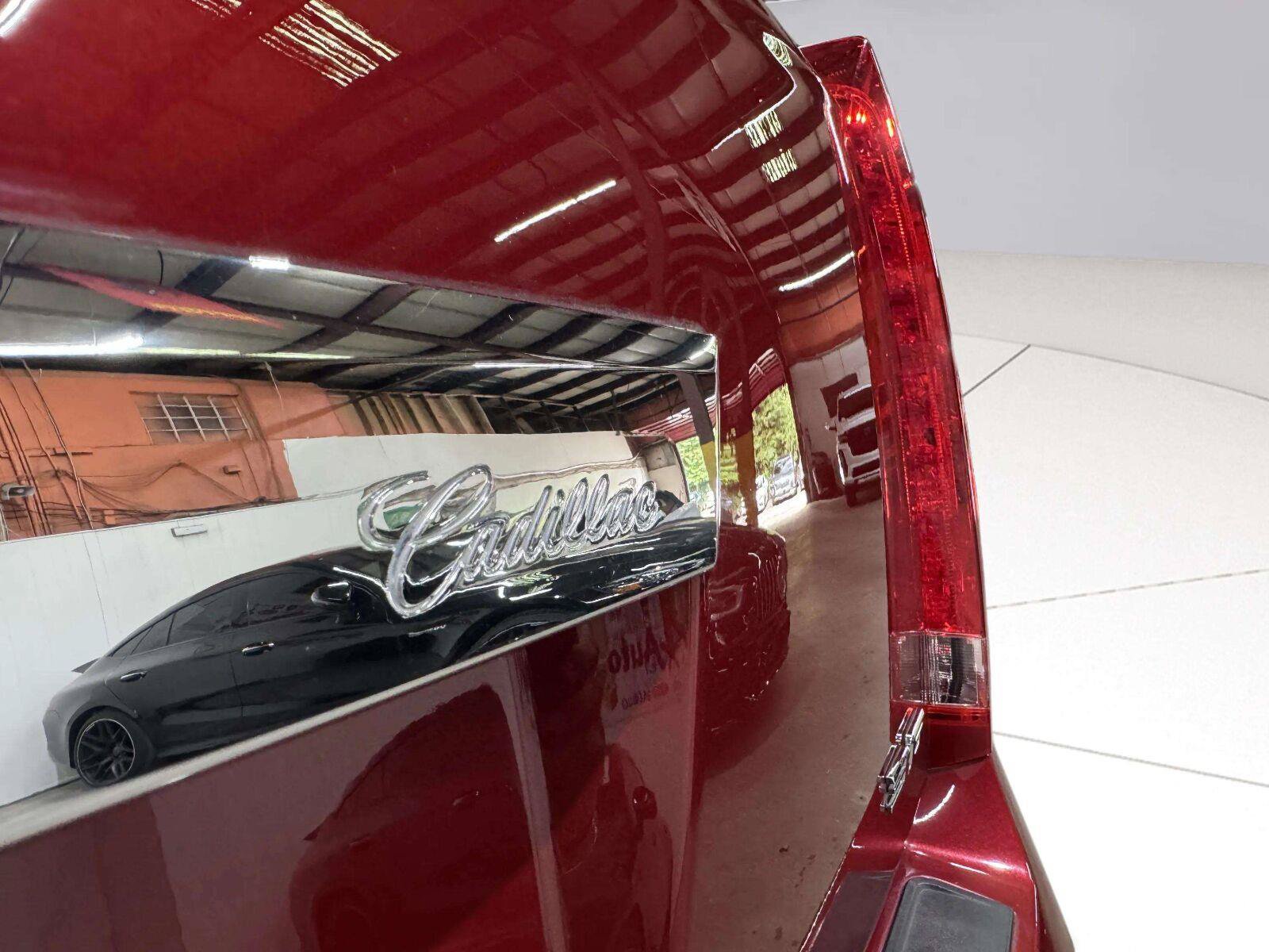 Used 2013 Cadillac SRX Performance FWD image 19