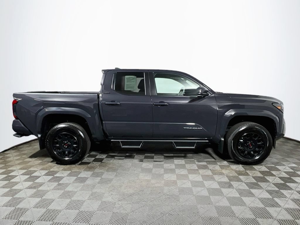 Certified 2025 Toyota Tacoma SR5 AWD/4WD image 8