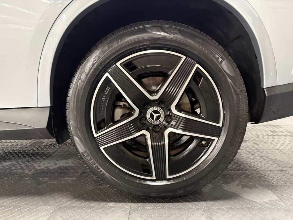 Used 2023 Mercedes-Benz GLC 300 4MATIC w/ Pinnacle Trim Package image 7