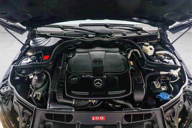 Used 2013 Mercedes-Benz C 300 4MATIC Sedan image 30