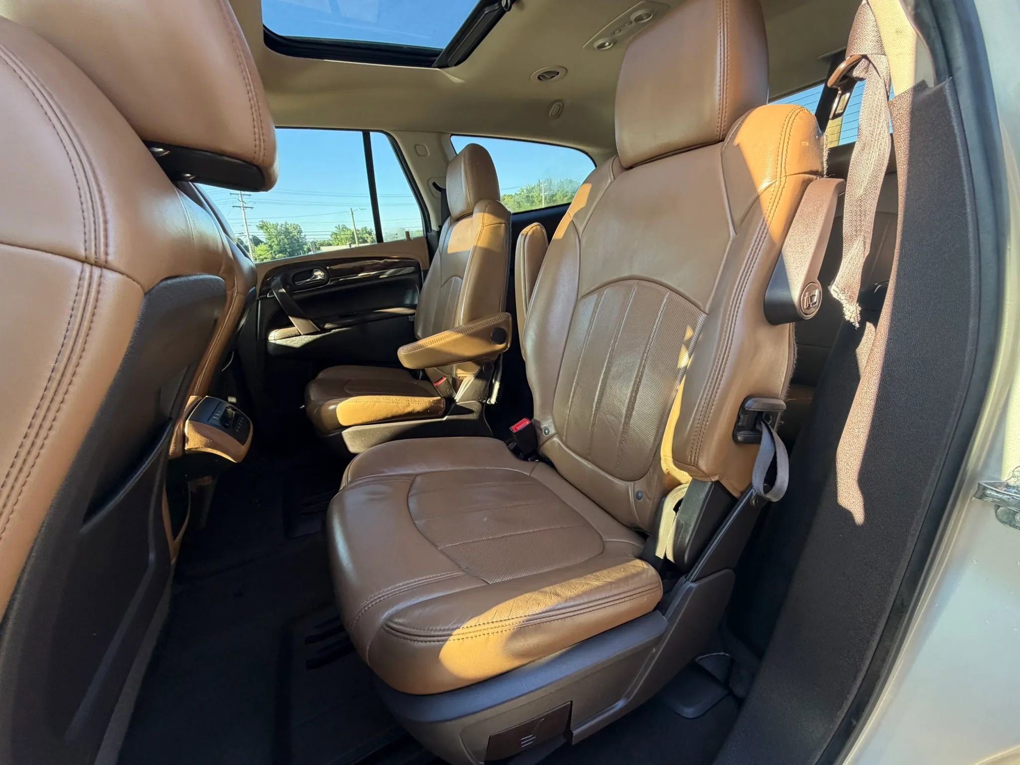 Used 2013 Buick Enclave Leather AWD/4WD image 14