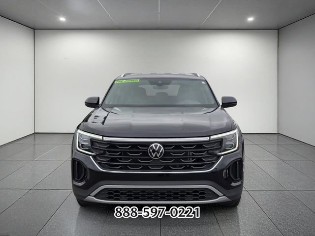 Certified 2025 Volkswagen Atlas Cross Sport SE AWD/4WD image 8