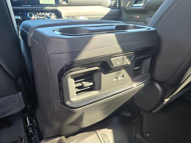 New 2026 GMC Sierra 1500 AT4 w/ Technology Package AWD/4WD image 9