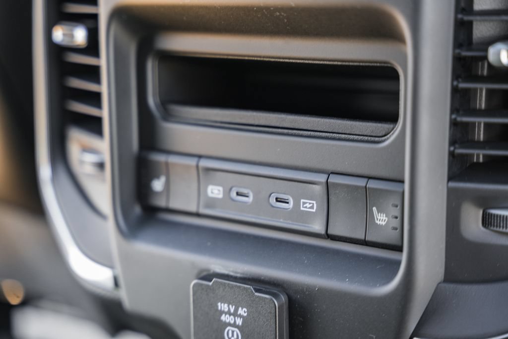 New 2026 RAM 1500 Laramie AWD/4WD image 37