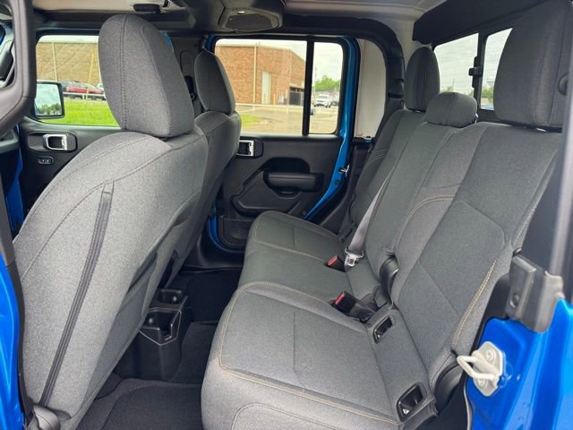 Certified 2024 Jeep Gladiator Sport image 10