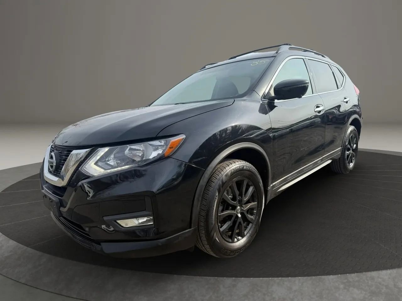 Used 2018 Nissan Rogue SV w/ Premium Package