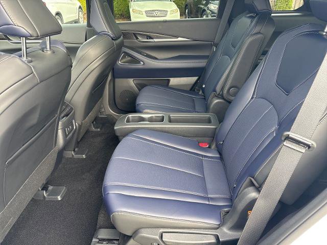 Certified 2026 INFINITI QX60 Sport w/ Dark Cargo Package AWD/4WD image 25