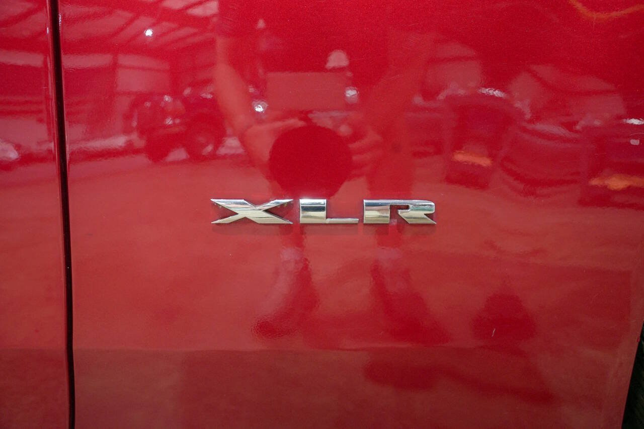 Used 2005 Cadillac XLR RWD image 39