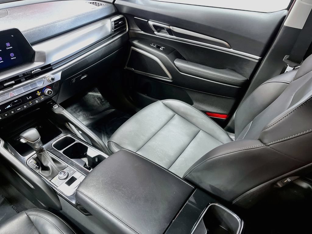 Used 2023 Kia Telluride S AWD/4WD image 23