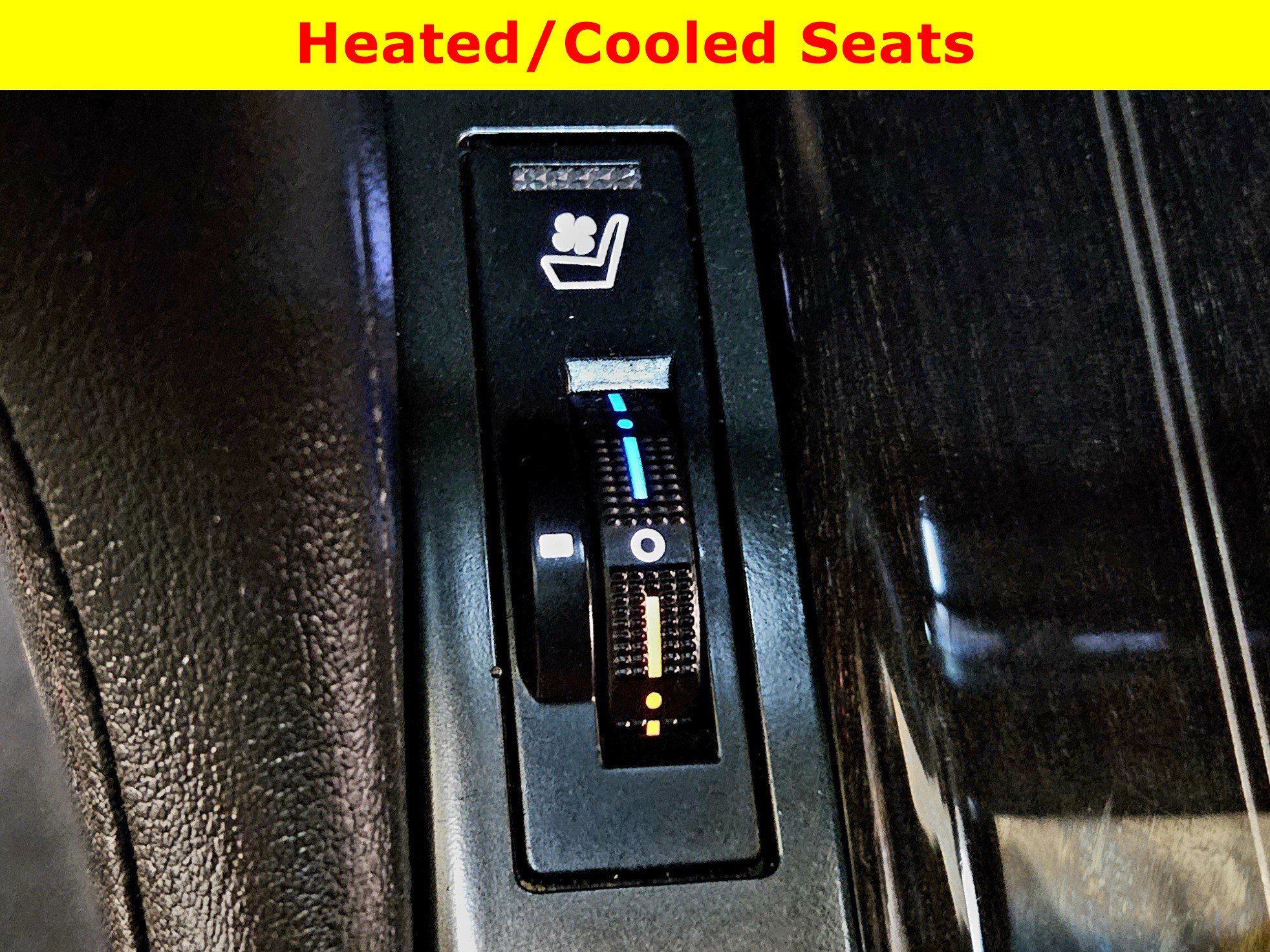 Used 2023 Lexus GX 460 Premium w/ Accessory Package image 29