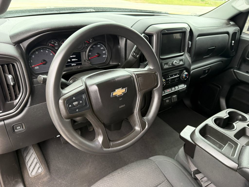 Used 2019 Chevrolet Silverado 1500 Custom w/ Trailering Package RWD image 18