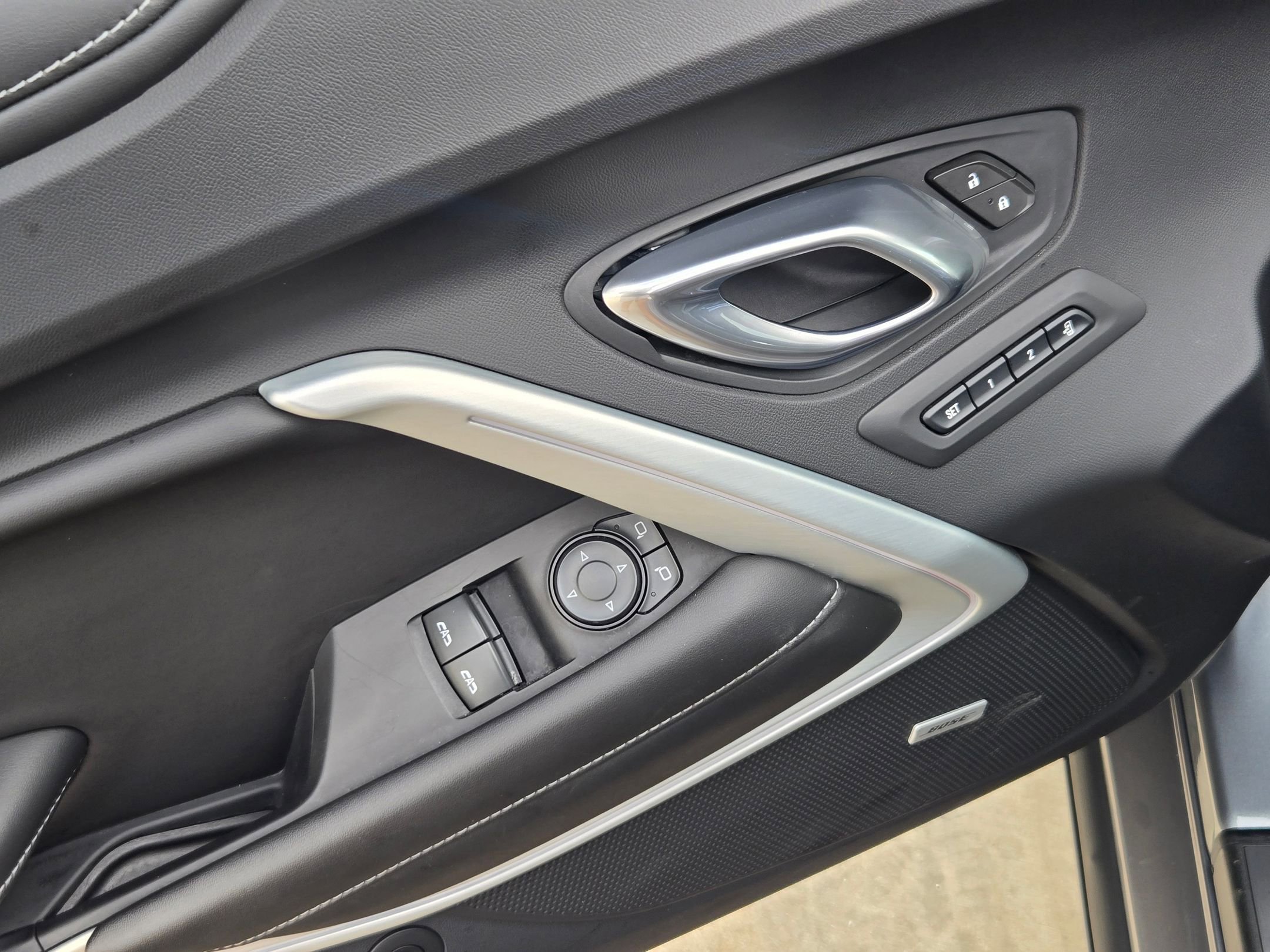 Used 2021 Chevrolet Camaro SS image 12