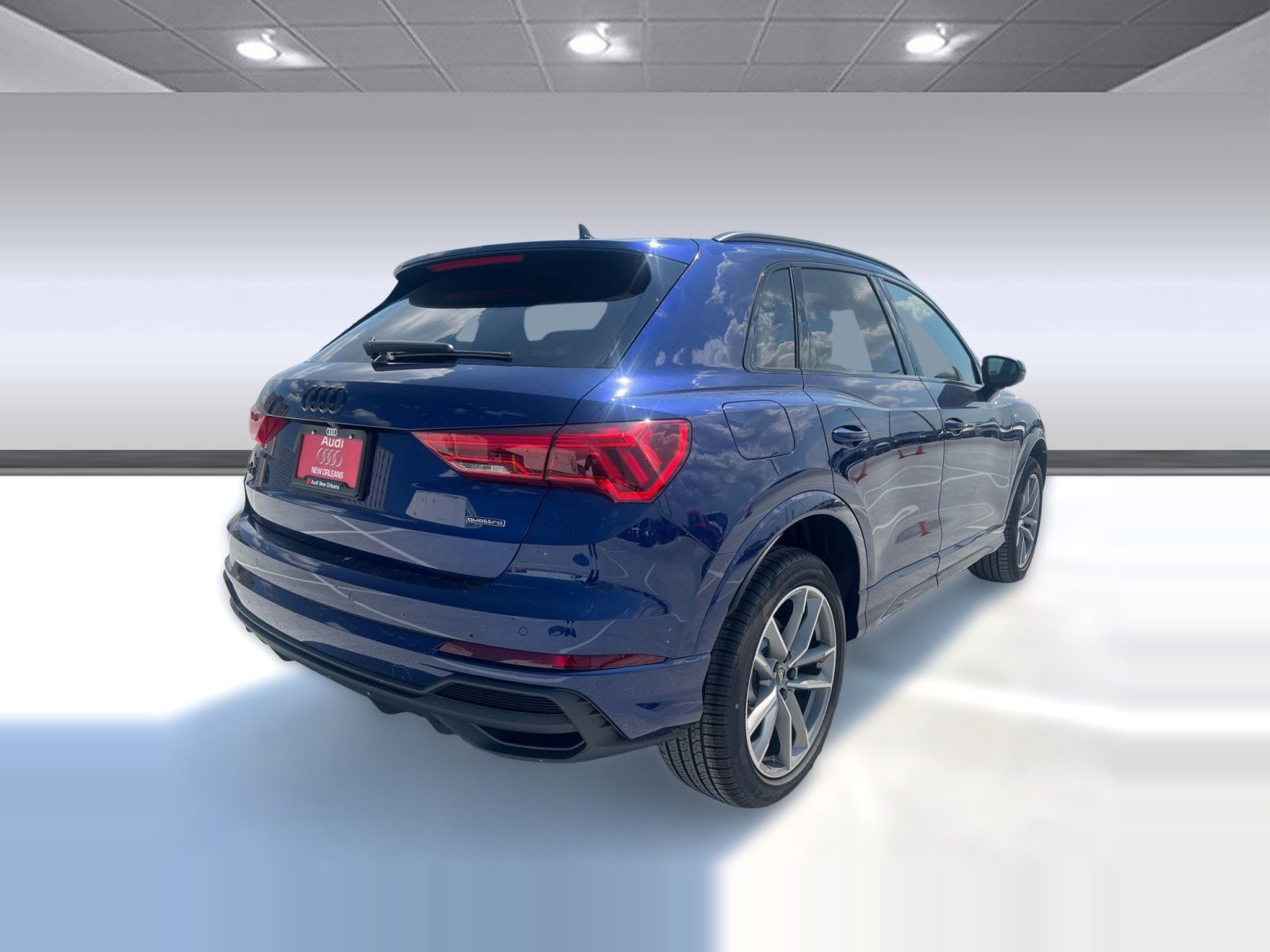 New 2025 Audi Q3 2.0T Premium image 9