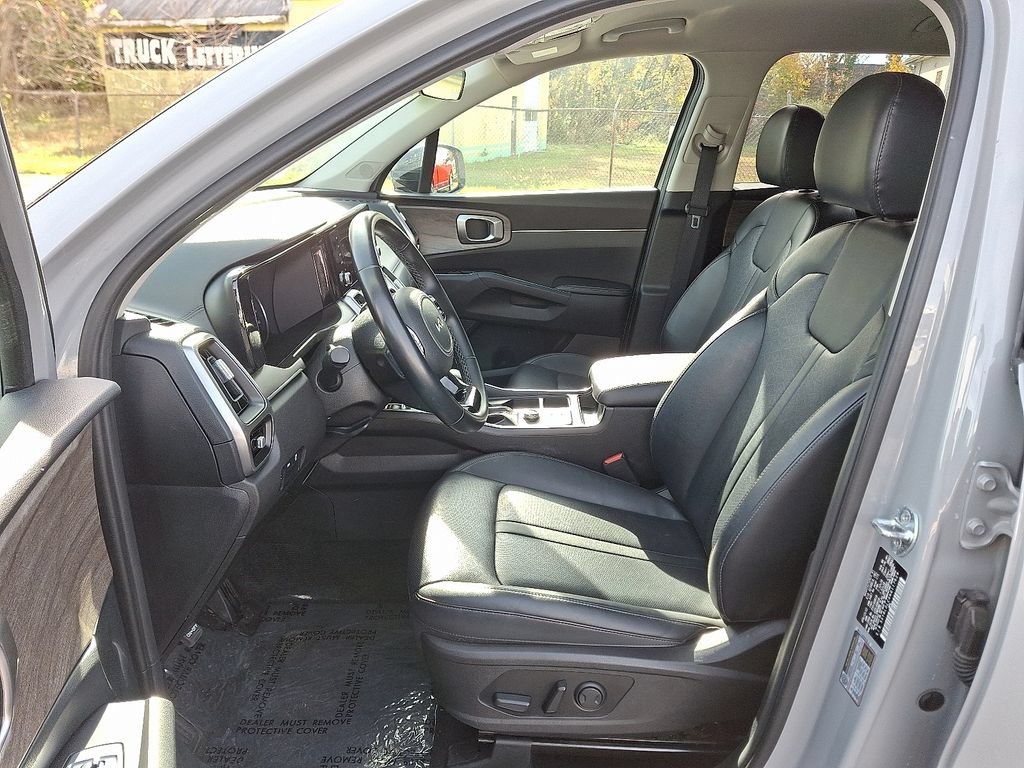 Used 2022 Kia Sorento S AWD/4WD image 14