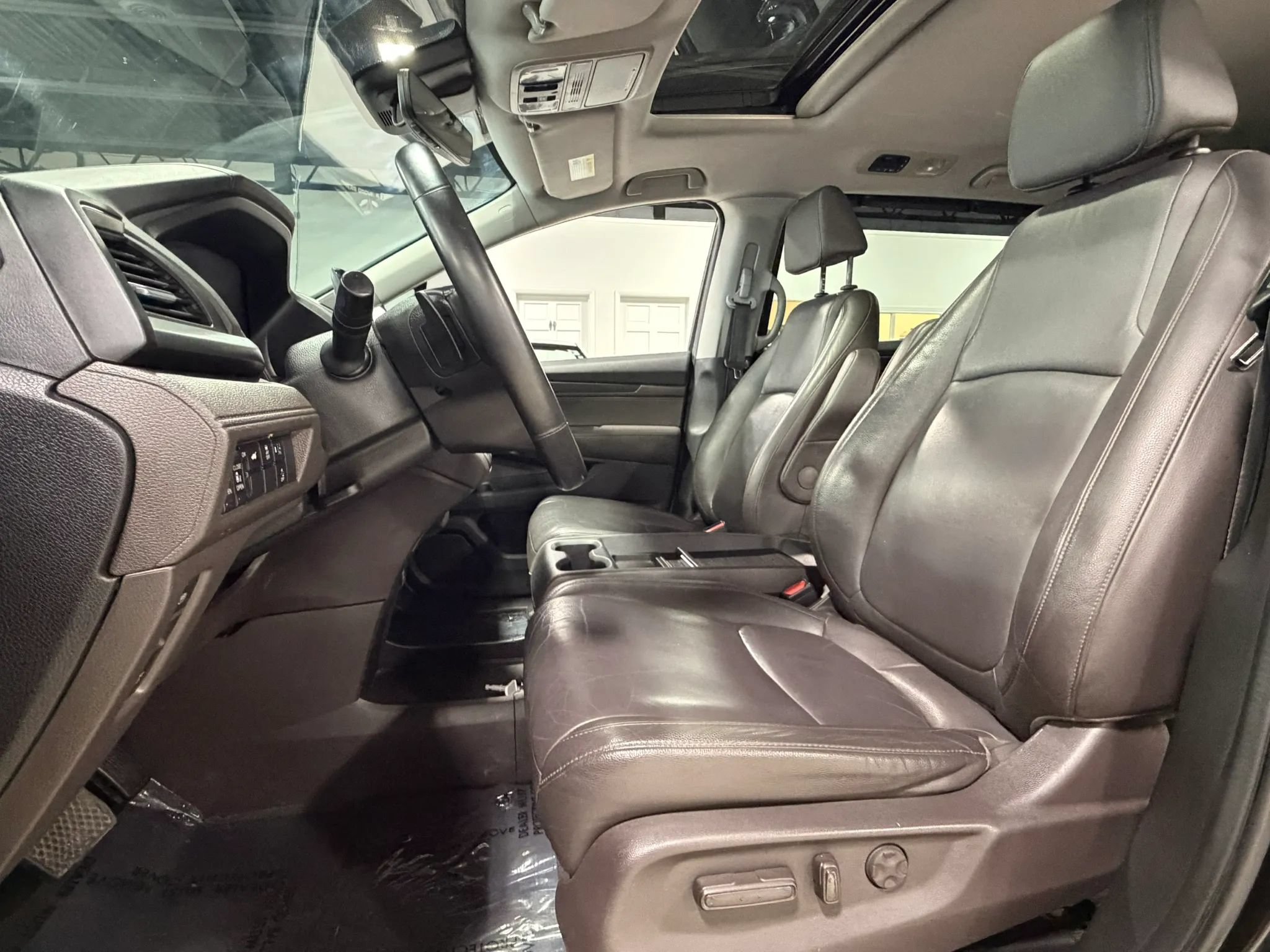 Used 2018 Honda Odyssey EX-L image 7