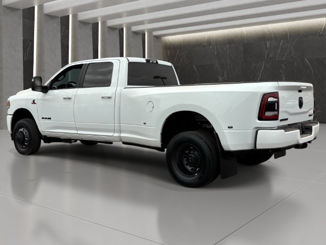 Used 2024 RAM 3500 Laramie w/ Night Edition AWD/4WD image 4