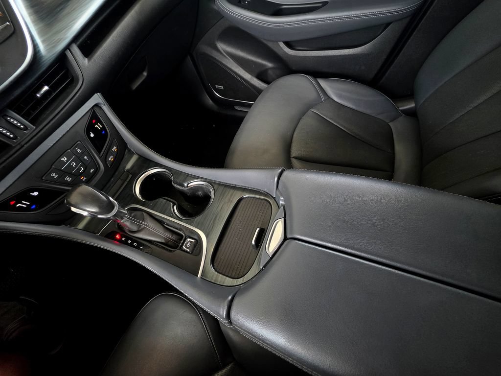 Used 2020 Buick Envision Premium AWD/4WD image 33