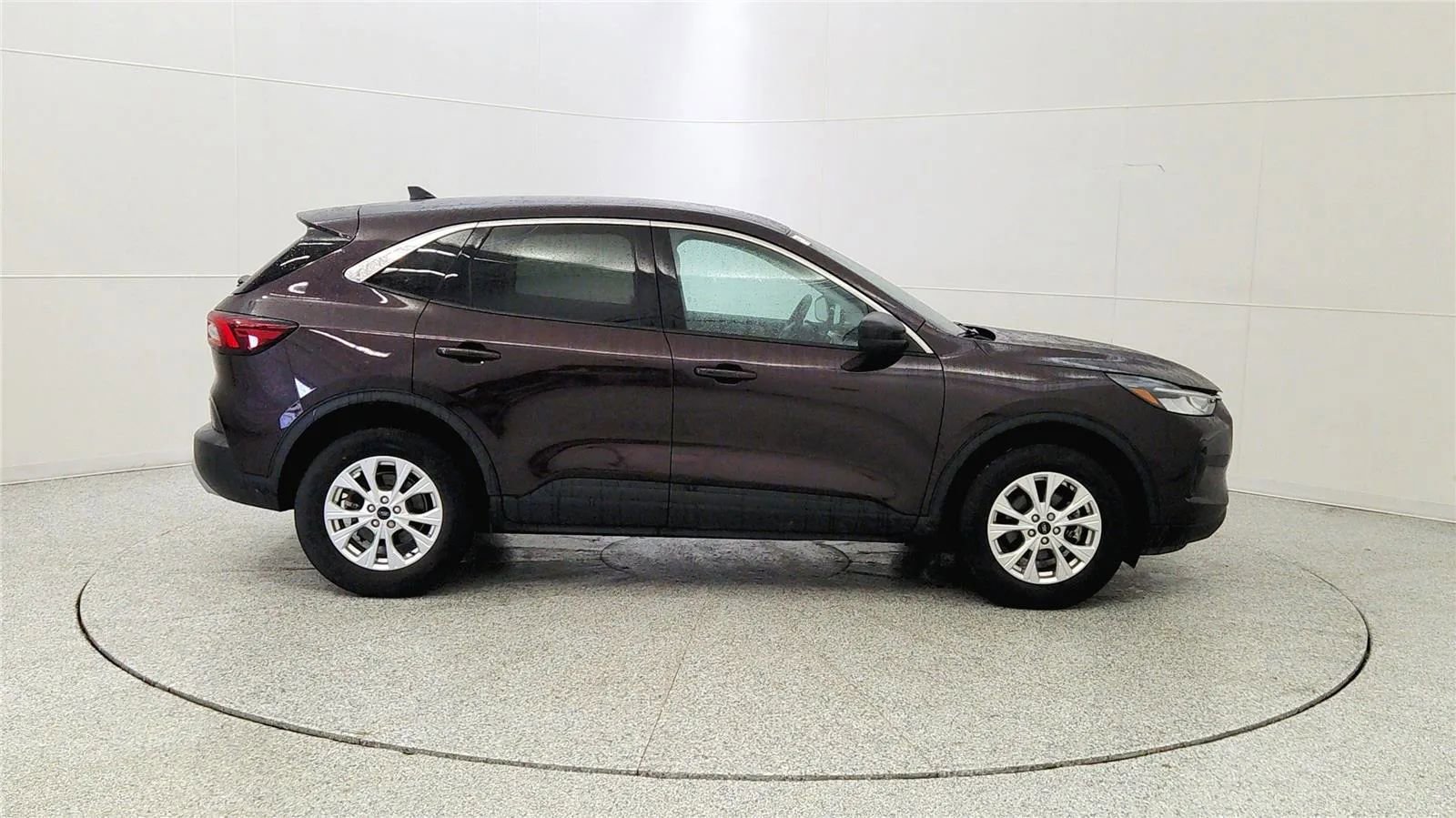 Used 2023 Ford Escape Active AWD/4WD image 8