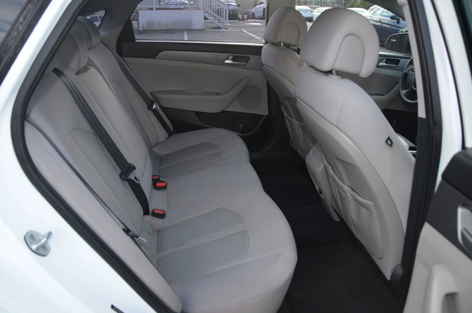 Used 2016 Hyundai Sonata SE w/ Cargo Package image 9