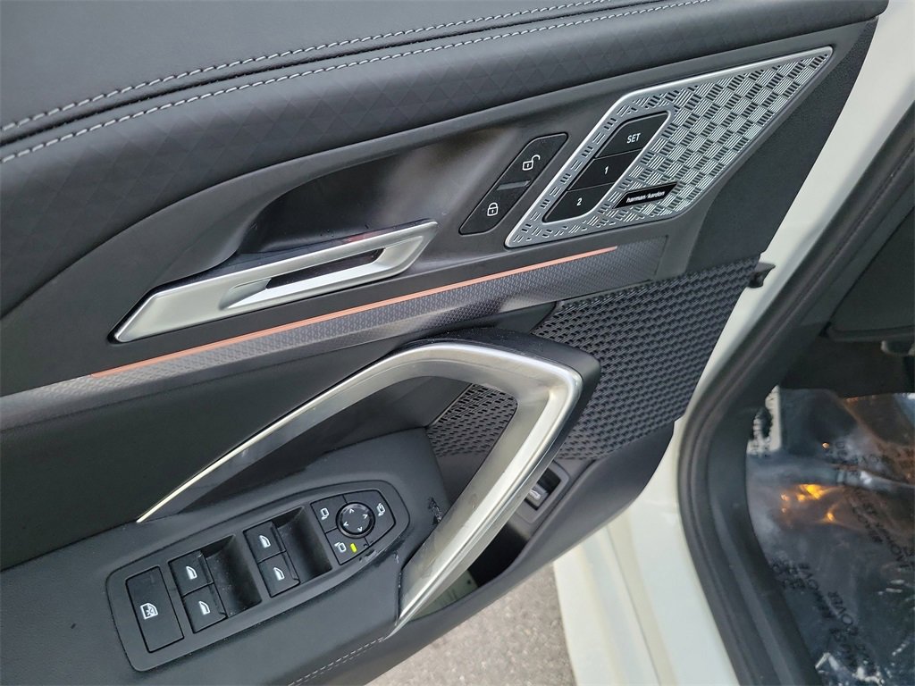 Used 2025 BMW X2 M35i image 19