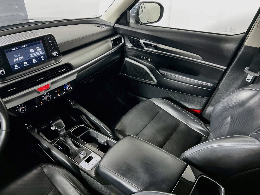 Used 2021 Kia Telluride S FWD image 24