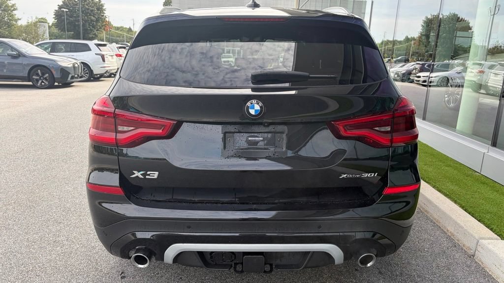 Certified 2021 BMW X3 xDrive30i w/ Premium Package AWD/4WD image 3