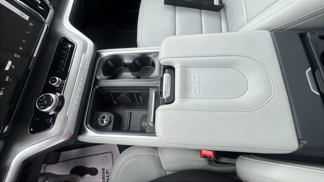 New 2027 Ford Expedition Max Platinum AWD/4WD image 17