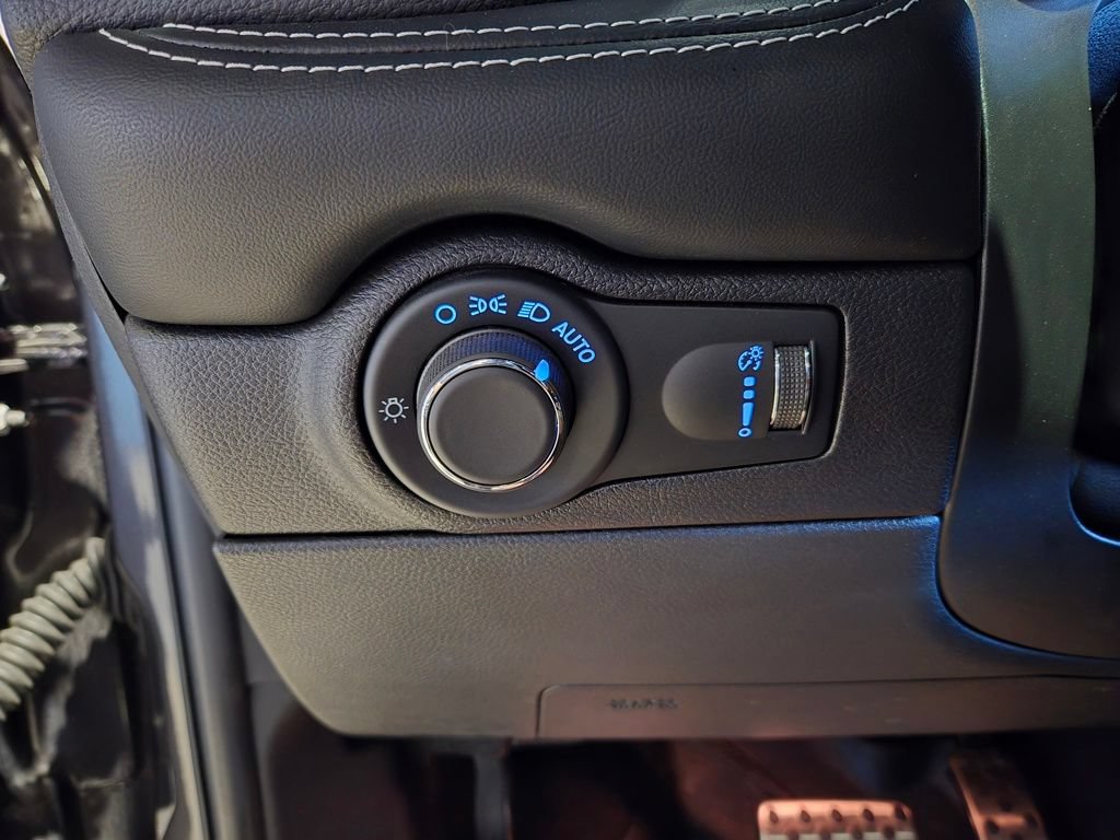 Used 2021 Dodge Durango SRT Hellcat w/ Technology Group AWD/4WD image 16