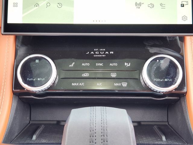 Used 2026 Jaguar F-PACE R-Dynamic S image 15