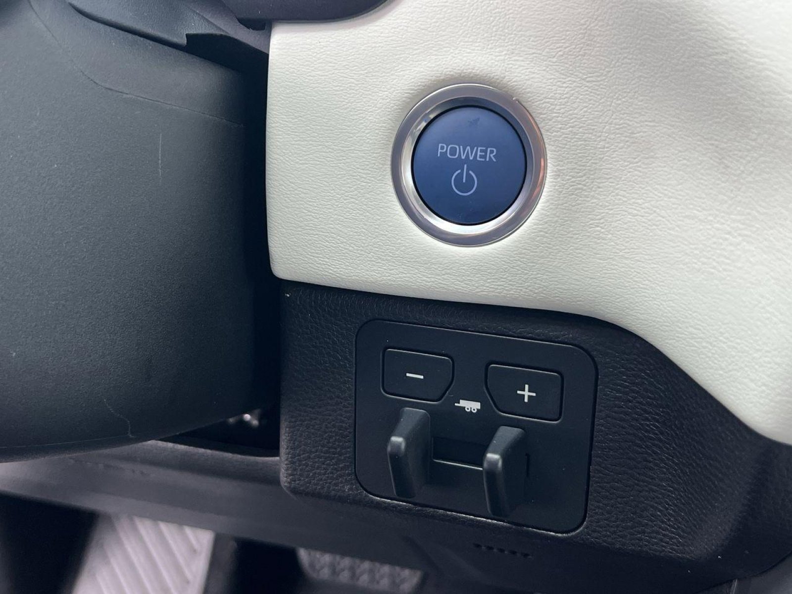 New 2024 Toyota Tundra Capstone image 27