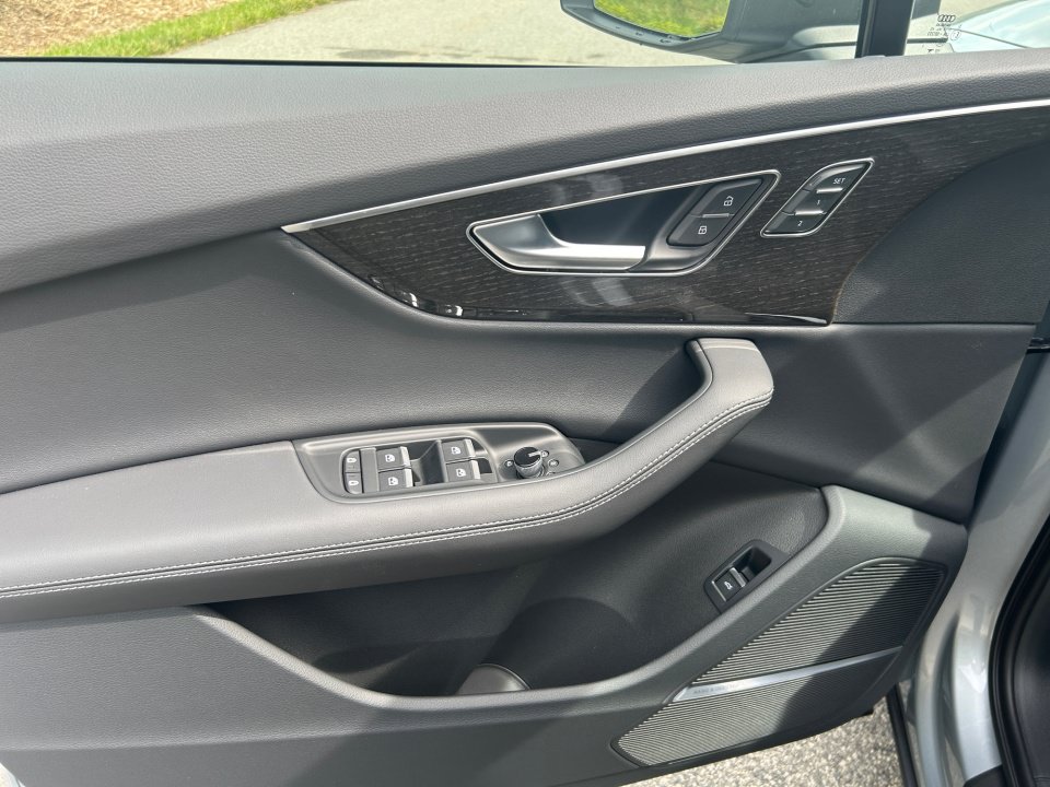 New 2026 Audi Q7 Premium Plus AWD/4WD image 32