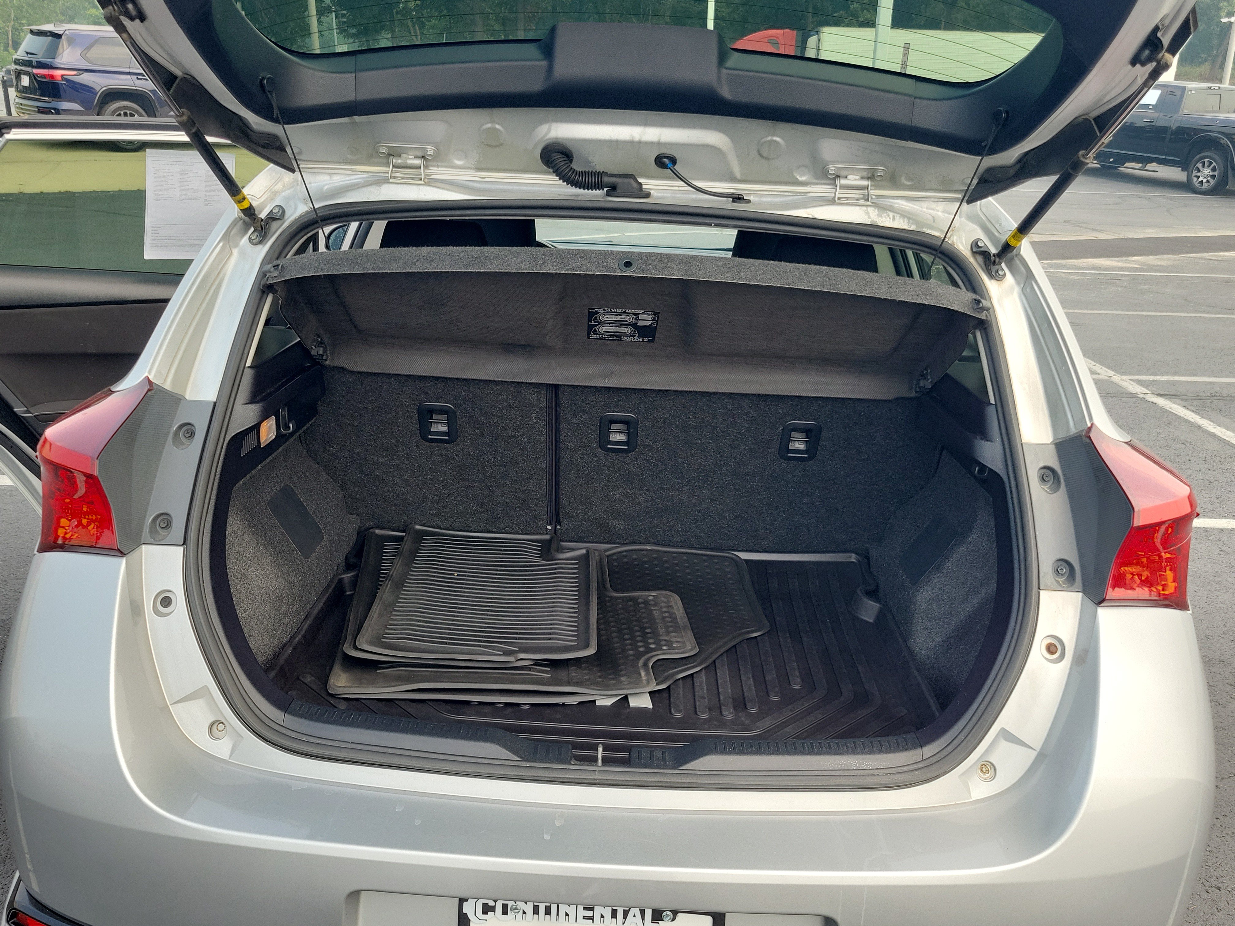 Certified 2018 Toyota Corolla iM w/ All-Weather Mat Package FWD image 9