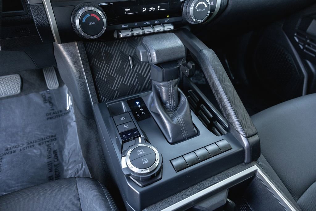 Used 2025 Toyota Tacoma SR5 image 15
