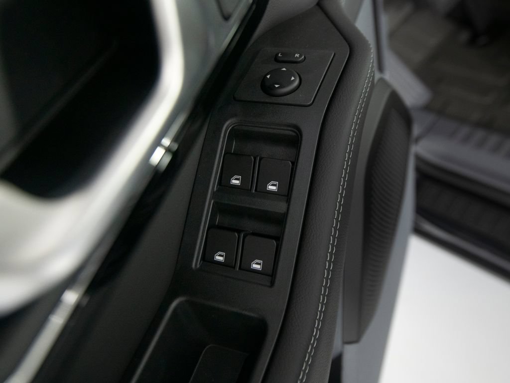 New 2026 INEOS Grenadier Fieldmaster Edition AWD/4WD image 13