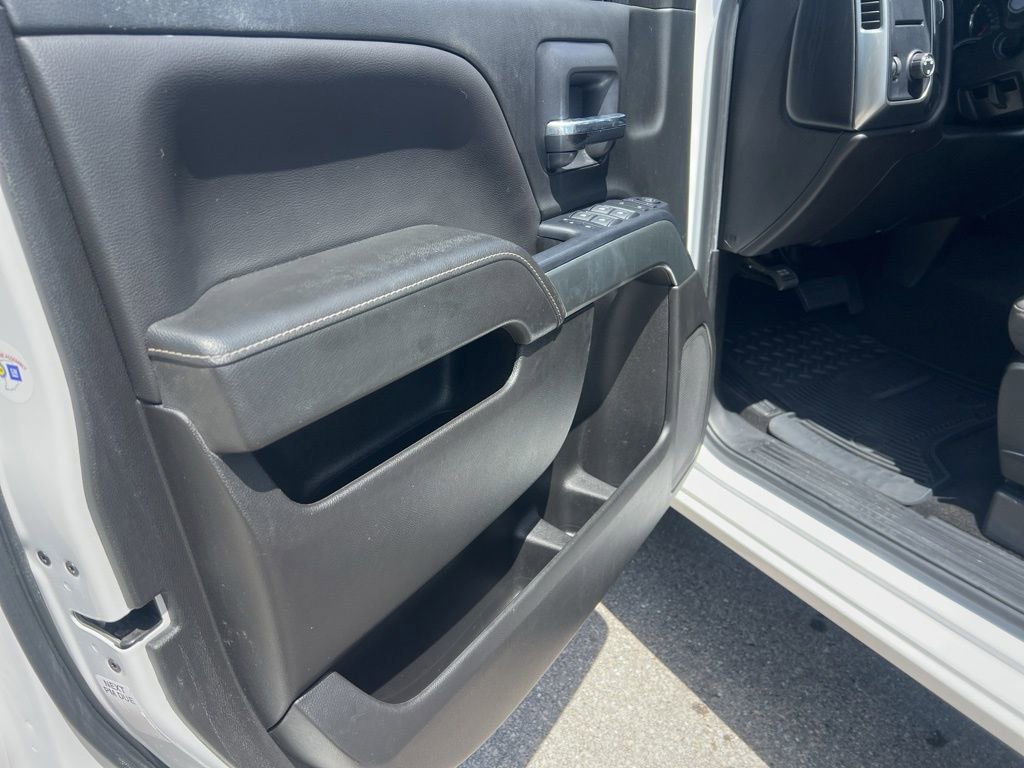 Used 2018 Chevrolet Silverado 1500 LT image 31