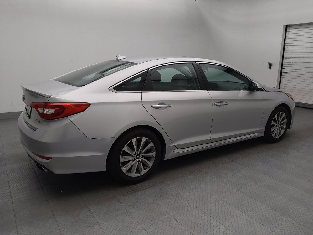 Used 2016 Hyundai Sonata Sport w/ Option Group 1V FWD image 10