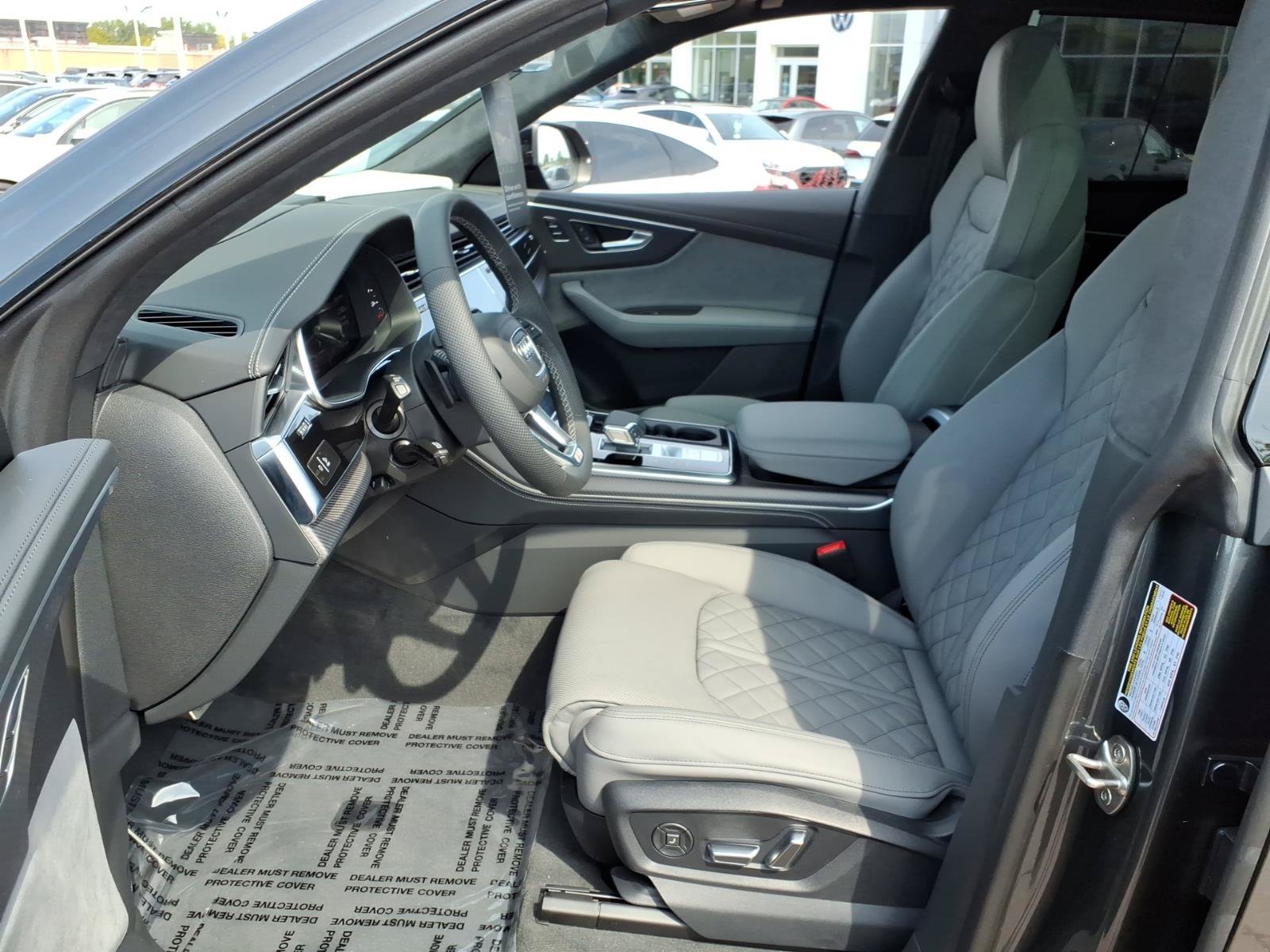 New 2027 Audi SQ8 Prestige AWD/4WD image 4