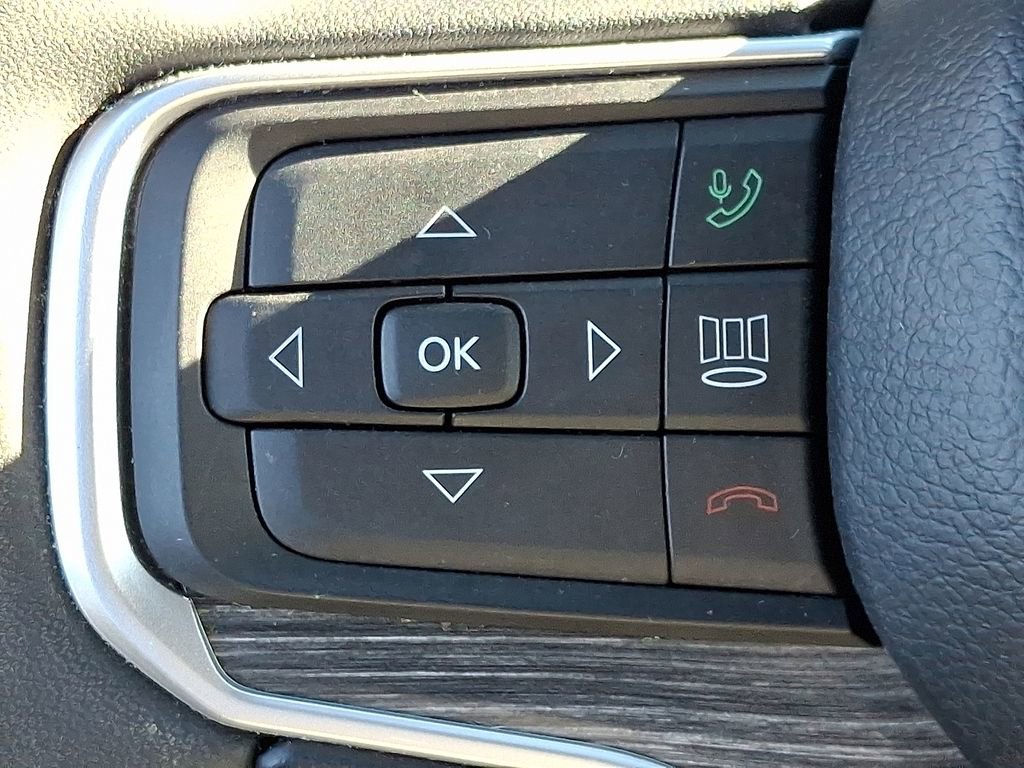 Used 2024 Jeep Wagoneer L Series III w/ Flexible Seating Group image 25