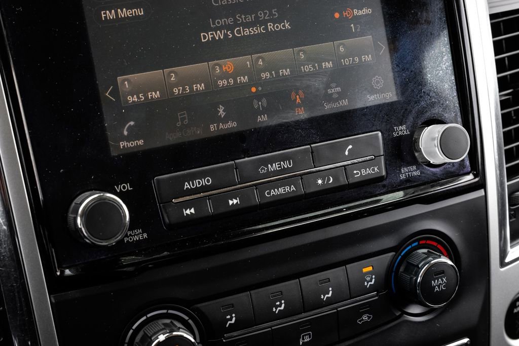 Used 2021 Nissan Titan SV image 21