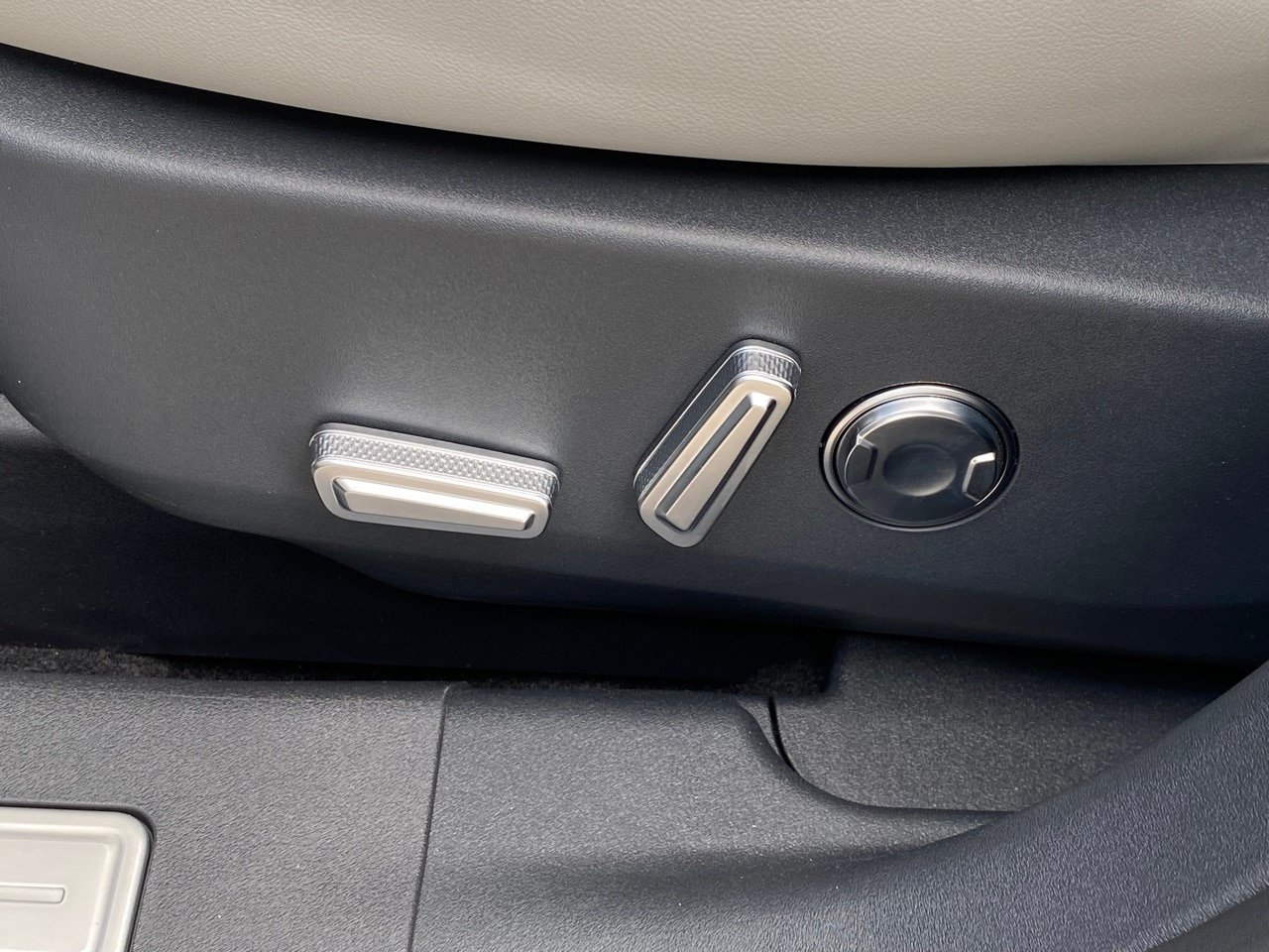 New 2026 Lincoln Nautilus Reserve AWD/4WD image 44