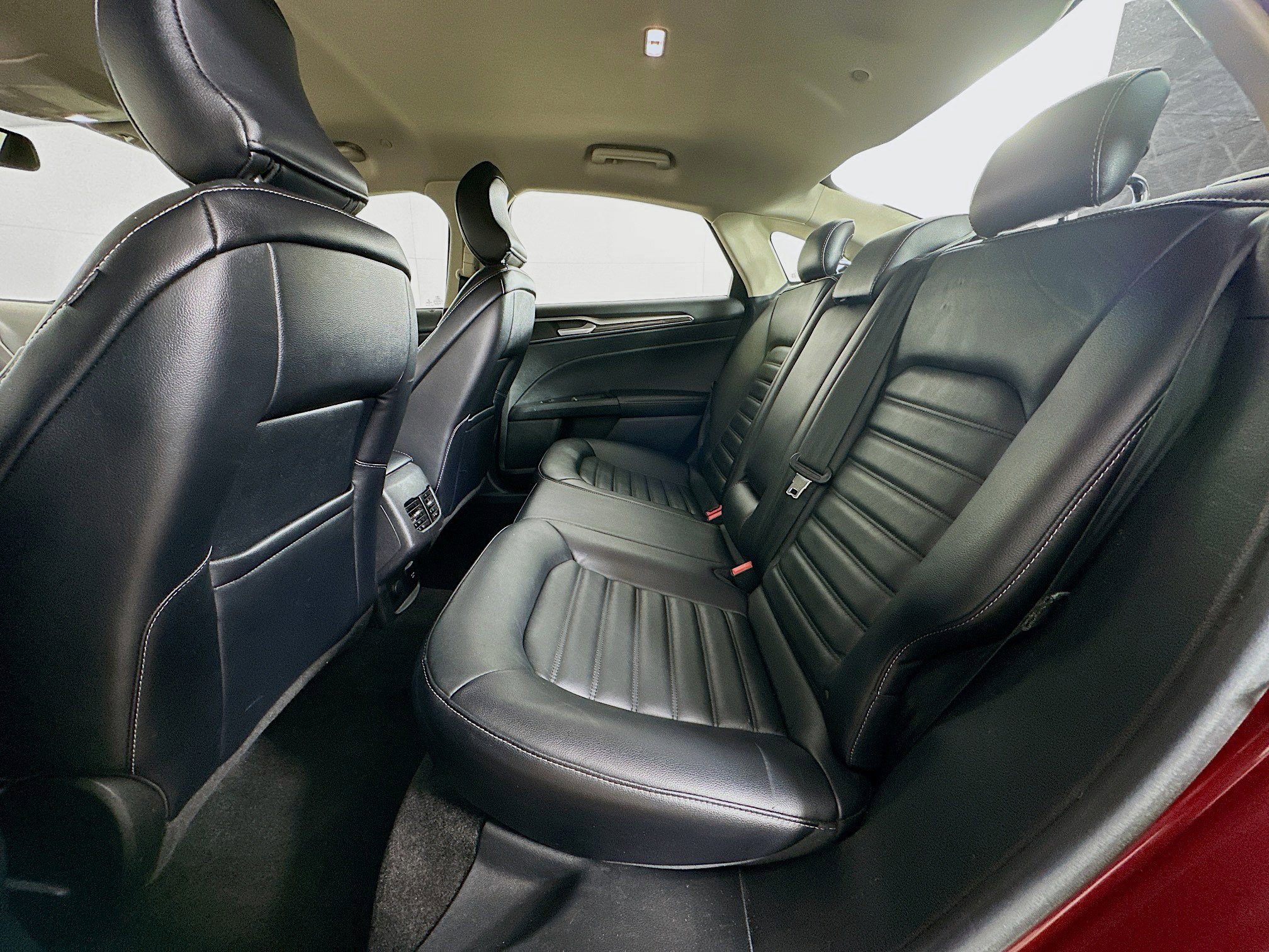 Used 2018 Ford Fusion Energi SE image 27