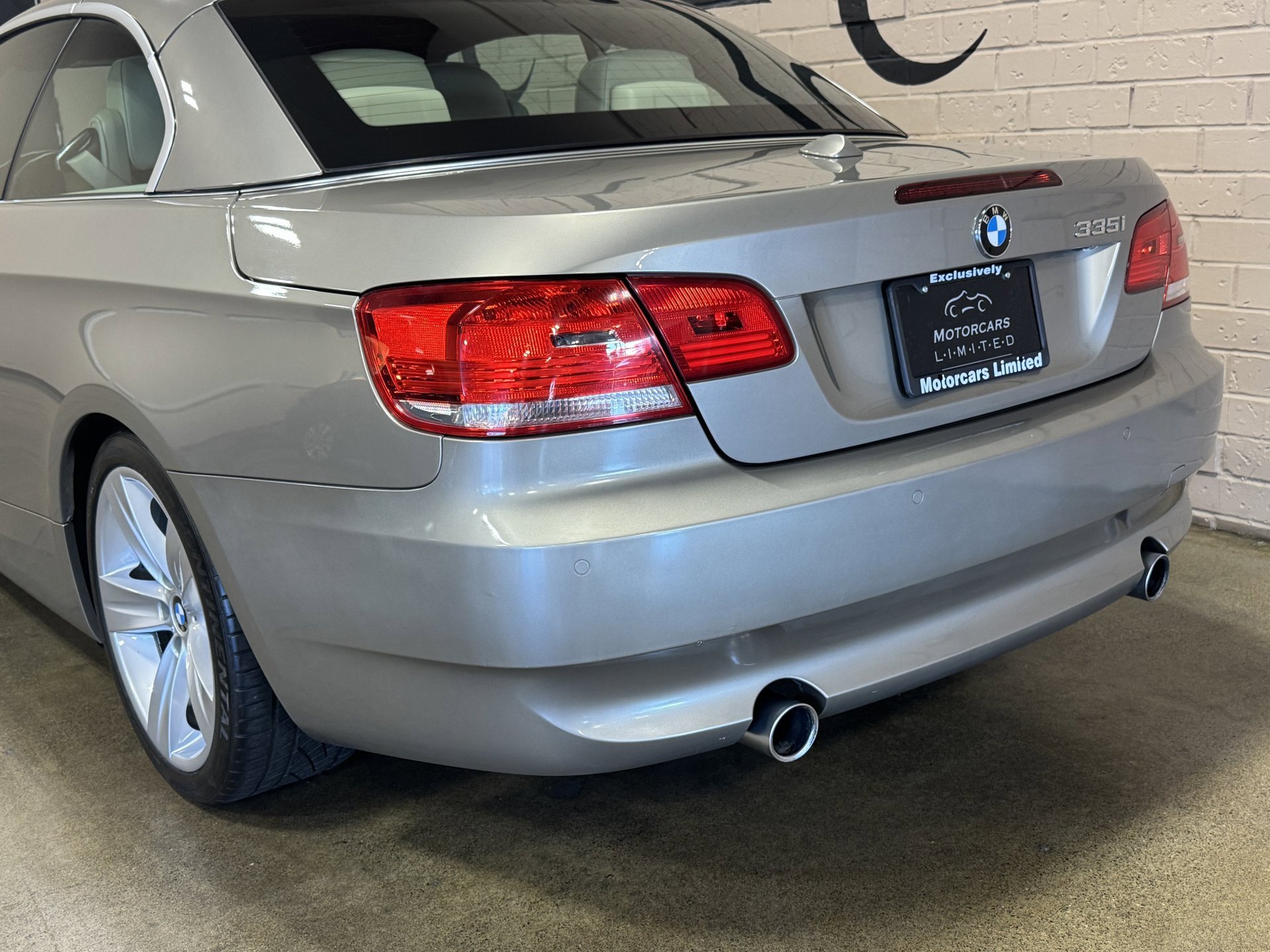 Used 2008 BMW 335i Convertible image 17