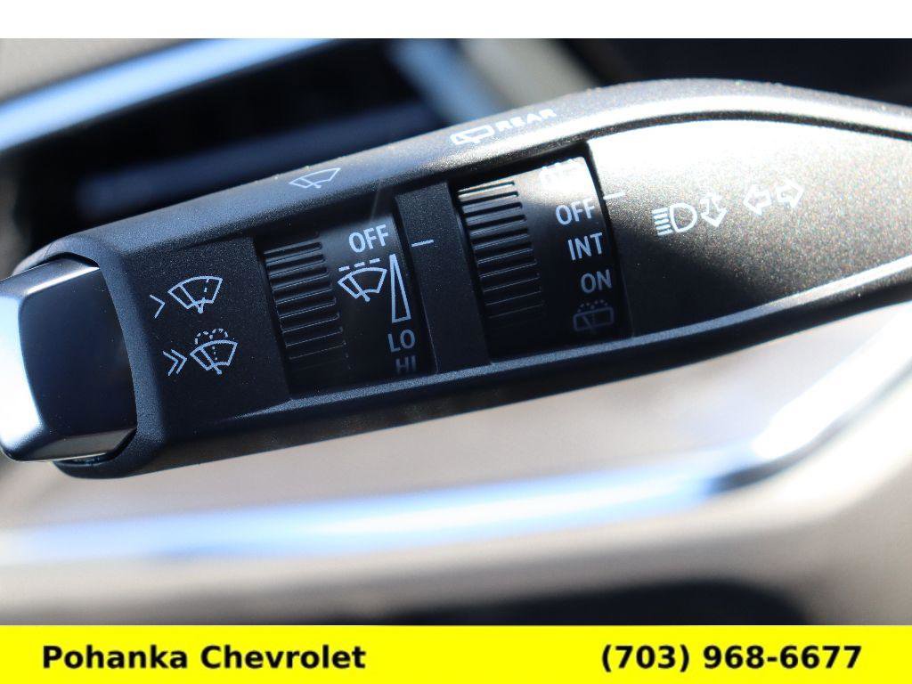 New 2026 Chevrolet Suburban RST image 10