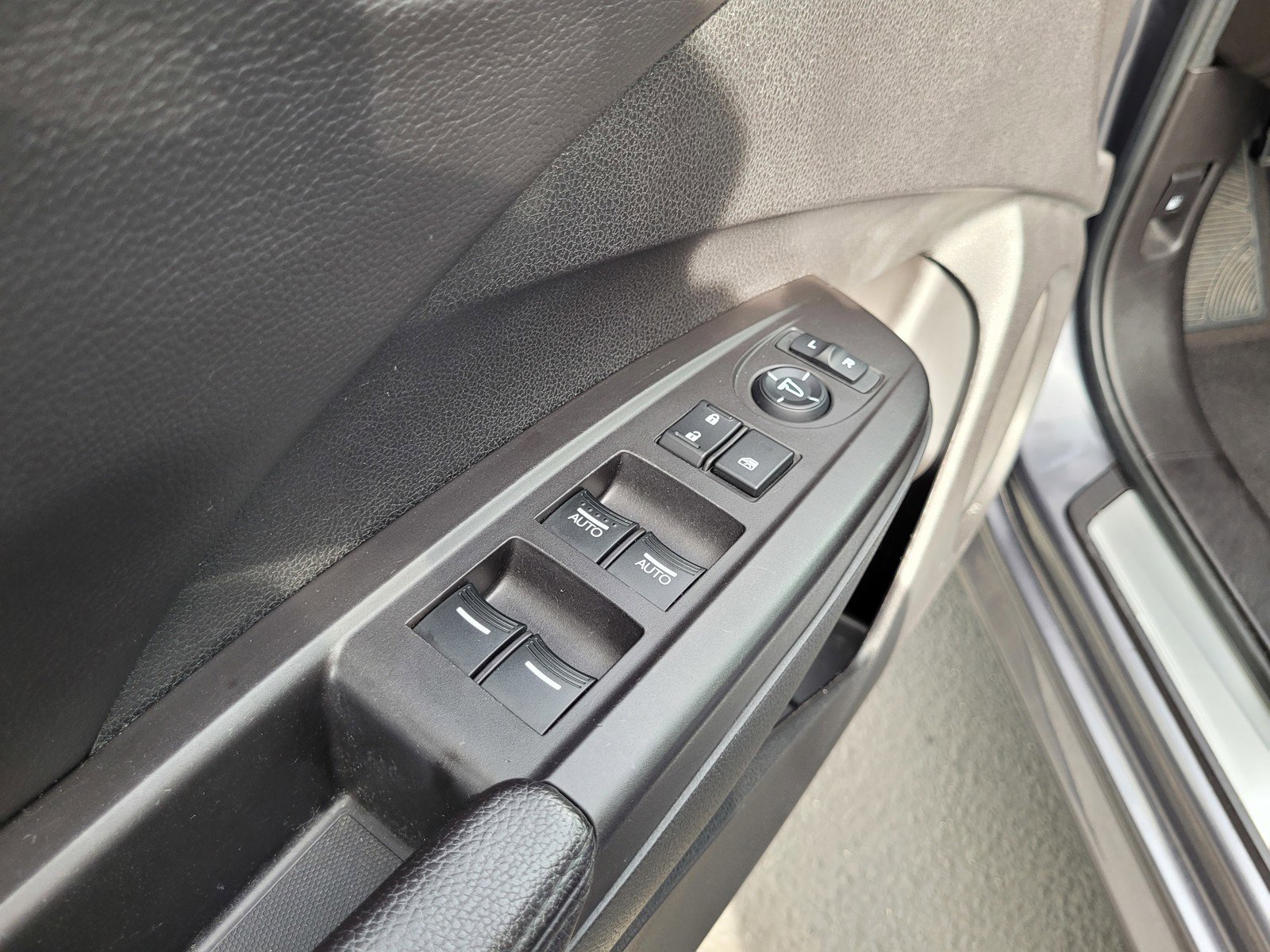 Used 2018 Acura RDX FWD image 26