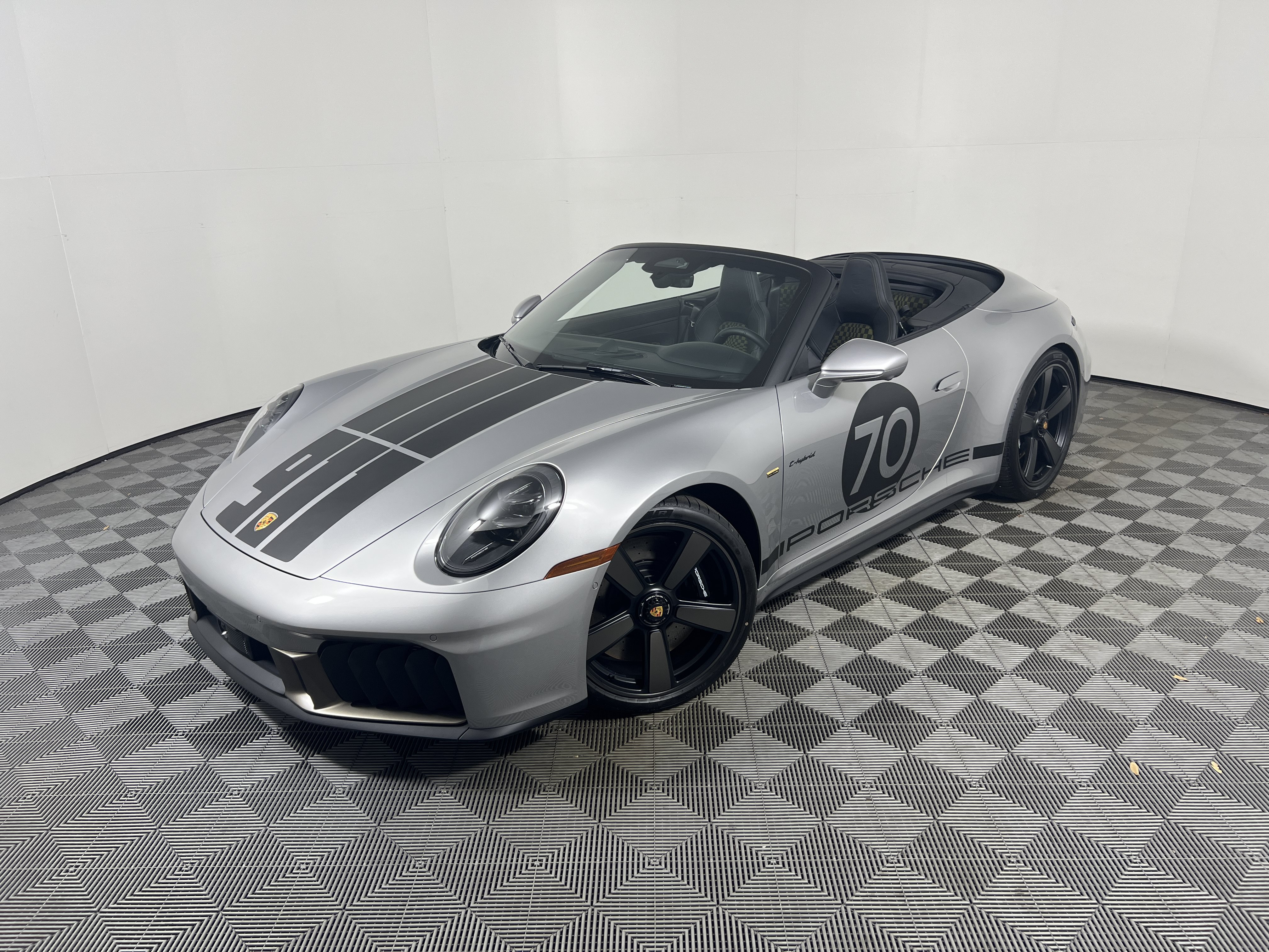 New 2026 Porsche 911 GTS