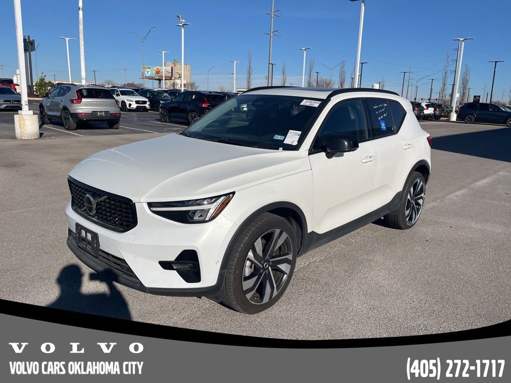 Certified 2025 Volvo XC40 B5 Plus