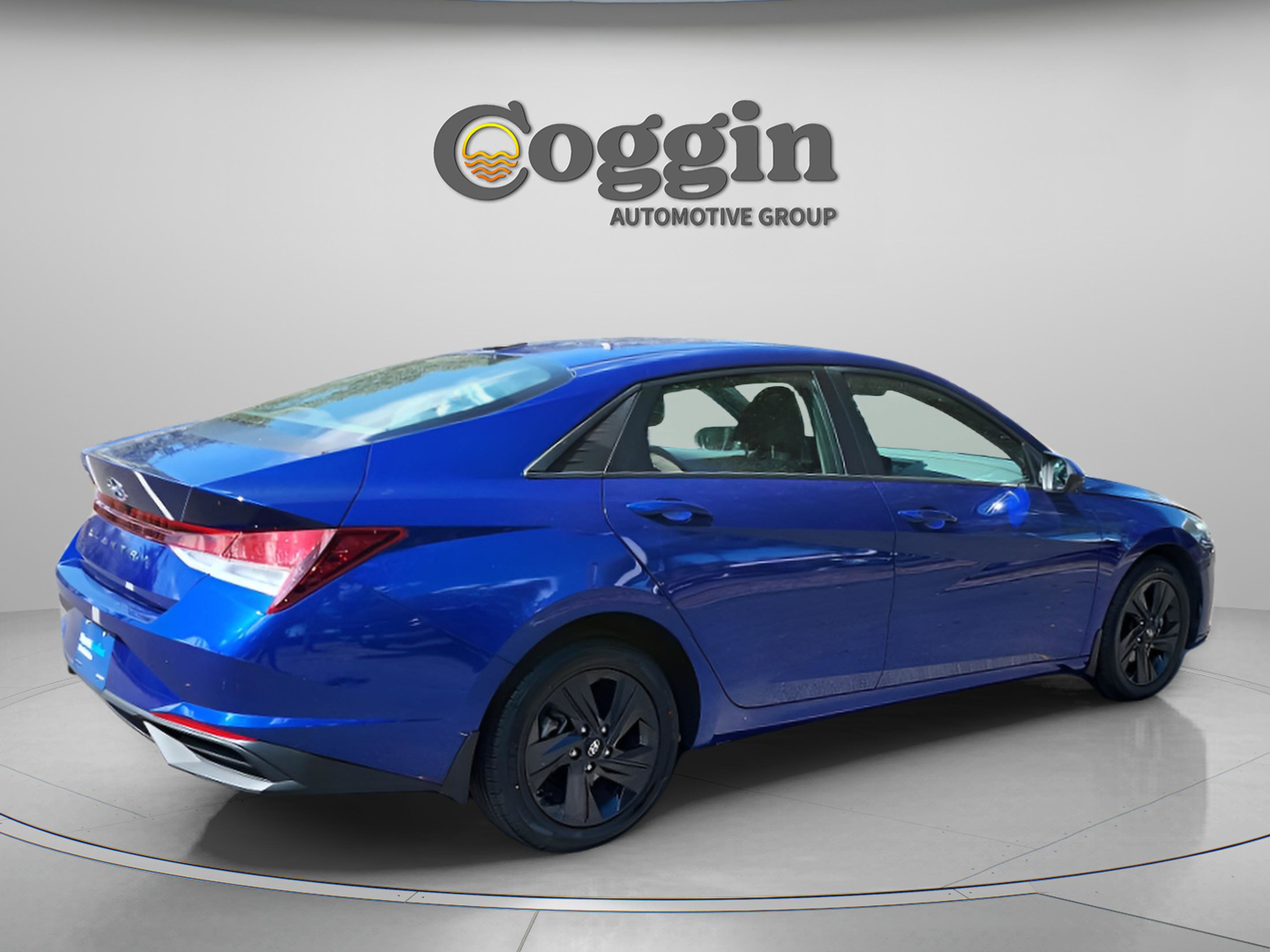 Certified 2023 Hyundai Elantra SEL image 5