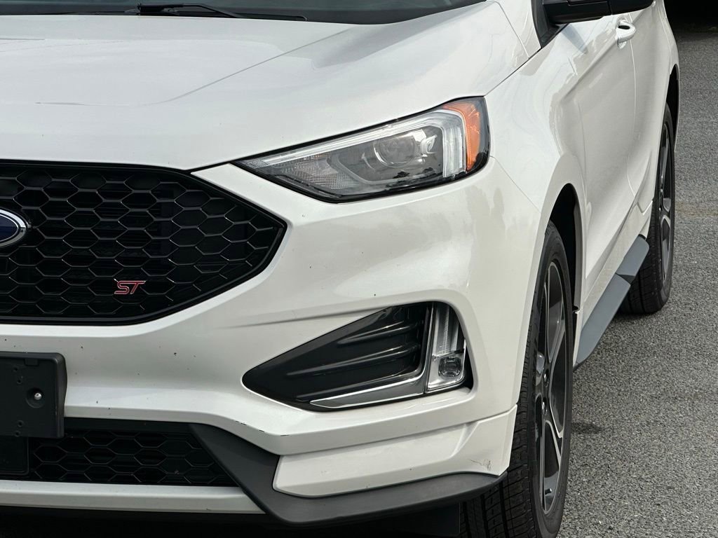 Used 2023 Ford Edge ST w/ Cargo Accessory Package AWD/4WD image 44