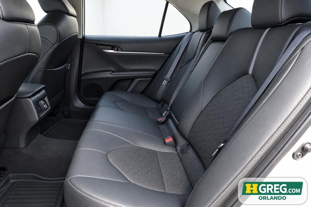 Used 2022 Toyota Camry XSE w/ Carpet Mat Package (TMS) FWD image 10