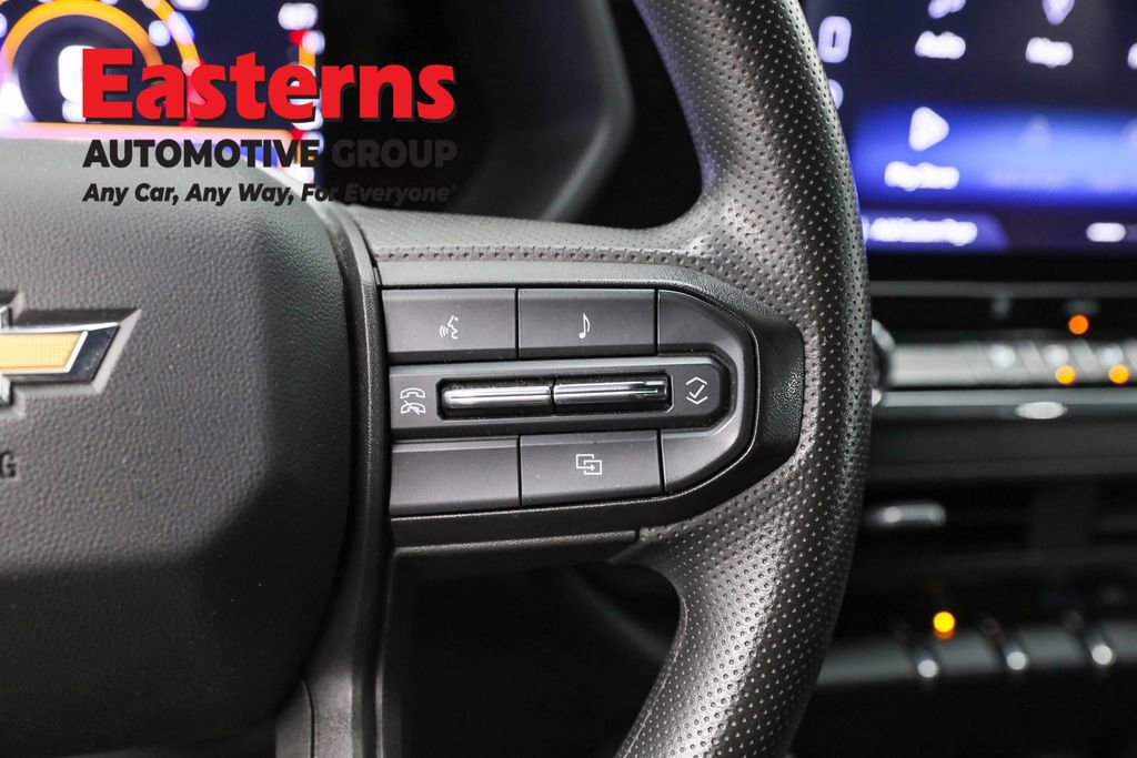 Used 2023 Chevrolet Colorado W/T RWD image 15